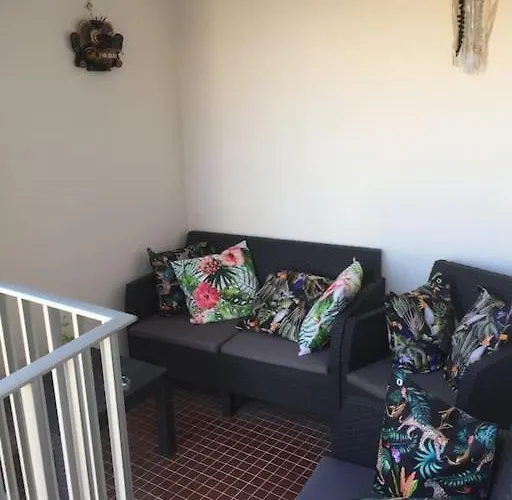 Duplex Plein Sud Sur Le Port De ボニファシオ